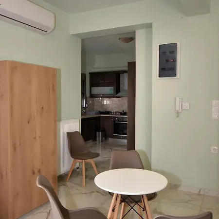 Apostolias * וולוס