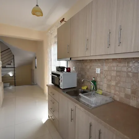 Apostolias דירה *