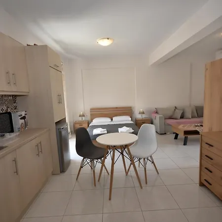 Apartment Apostolias *